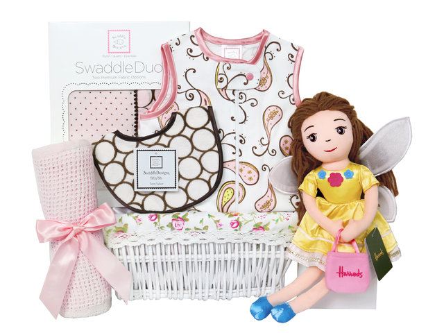 New Born Baby Gift -  Newborn Baby Girl Gift Hamper BB020 - L36668100 Photo